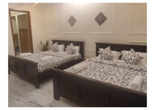 Karauli Villa 6BHK