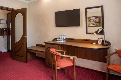 Triple Room image 6