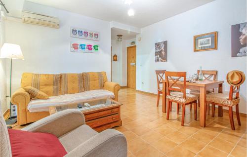  1 Bedroom Nice Apartment In Santa Pola in Santa Pola