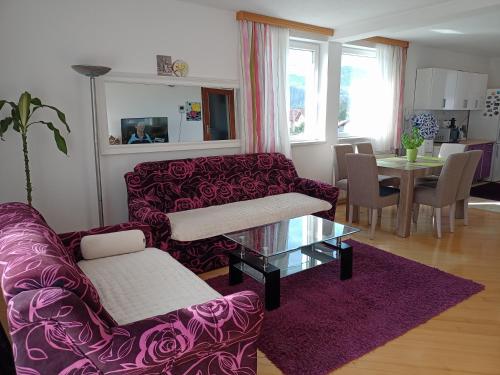 Stan na dan Masa in Pale