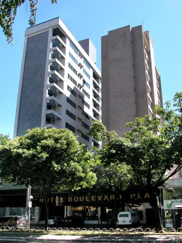 . Boulevard Plaza