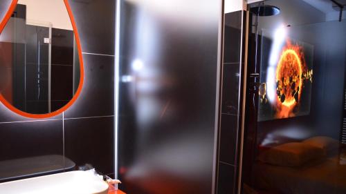 C rooms - Suite a tema con vasca - Motel Monza – Cinisello Balsamo, DC