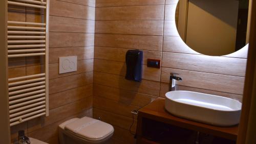 C rooms - Suite a tema con vasca - Motel Monza – Cinisello Balsamo, DC