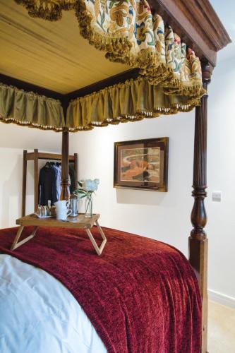 B&B Cheltenham - The Loft at Hewletts Farm - Stunning Apartment on The Cotswold Way Close to Cheltenham - Bed and Breakfast Cheltenham