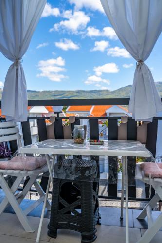 Finesi Apartments 2 in أوهريد