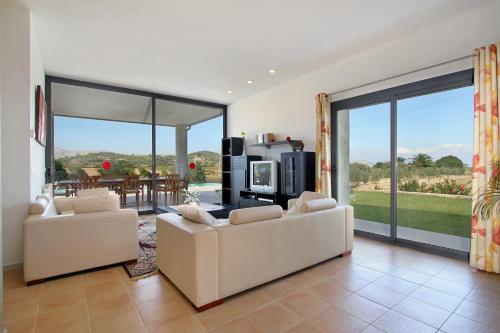 Beautiful Modern Pollensa Villa Finca La Vinya Gran 5 Bedrooms Private Pool