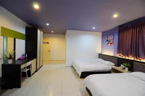 Ting Residence in Ayer Tawar