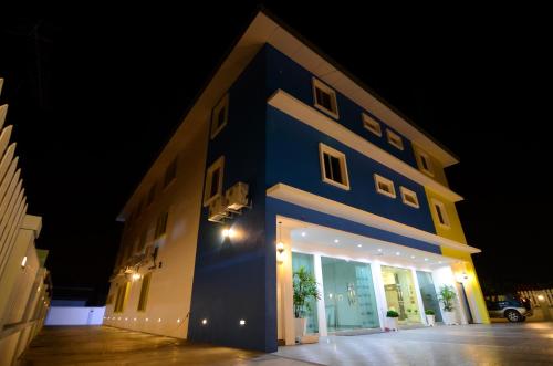 Entrance, Ting Residence in Ayer Tawar