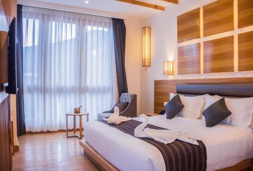 Superior Double or Twin Room with Mountain View image 8