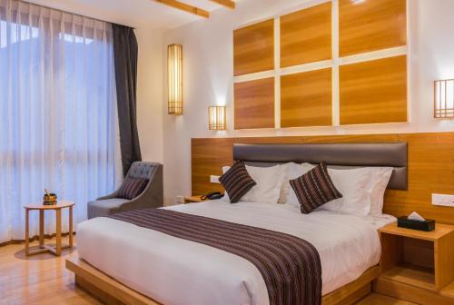 Superior Double or Twin Room with Mountain View image 9