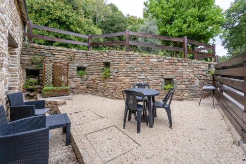 Maison d'une chambre avec jardin clos a Beuzec Cap Sizun a 5 km de la plage