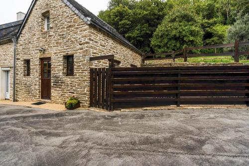 Maison d'une chambre avec jardin clos a Beuzec Cap Sizun a 5 km de la plage