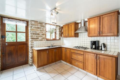 Maison d'une chambre avec jardin clos a Beuzec Cap Sizun a 5 km de la plage