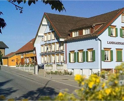 Landgasthaus Neues Bild, Eggerstanden - Accommodation - Appenzell