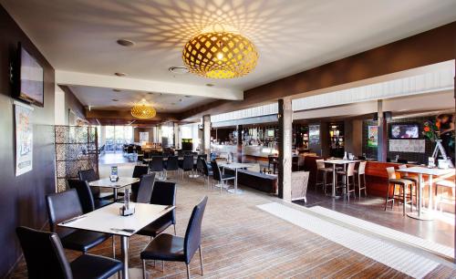Restoran, Villa Noosa Hotel in Sunshine Coast