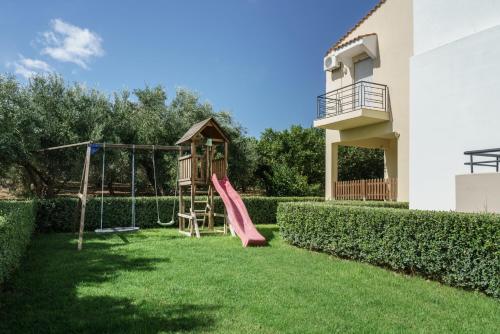 Family-Friendly Large Villa Anna with Pool & Childrens Area! - image 12