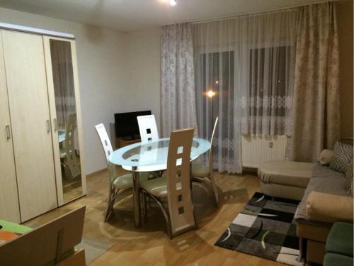 3-Zimmer Ferienwohnung nähe Darmstadt - Apartment - Roßdorf