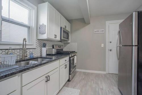 Stunning Couples Retreat - Downtown Getaway in Grand Rapids, USA
