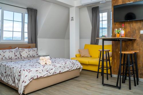 Finesi Apartments 2 in أوهريد