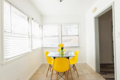 Spring Charmer In The Heart Of The City in Los Angeles, USA
