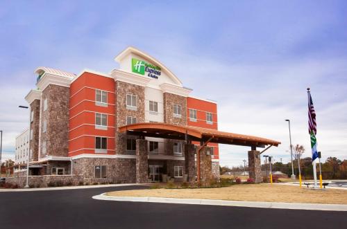 Holiday Inn Express Hotel & Suites Hot Springs, an IHG Hotel