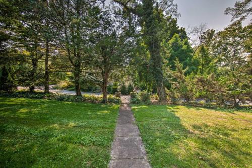 Lovely Reading Home with Large Yard on 7 Acres!