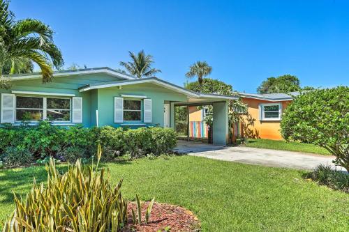 Vibrant Stuart Getaway with Private Hot Tub! in Stuart, USA