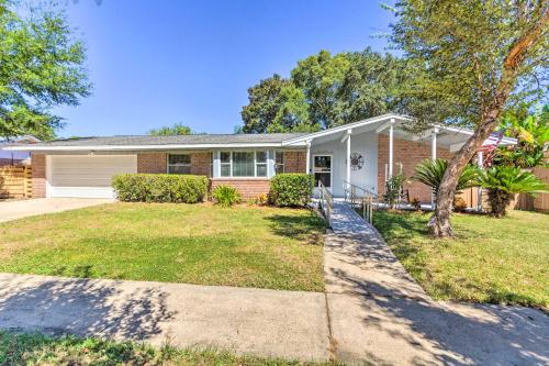 Family Home with Private Pool and Fenced Yard!