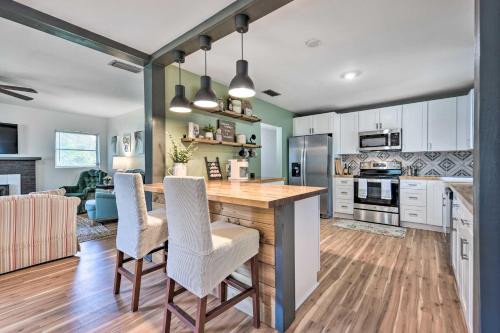 Updated Jacksonville Home Less Than 7 Mi to Downtown! in Jacksonville, USA