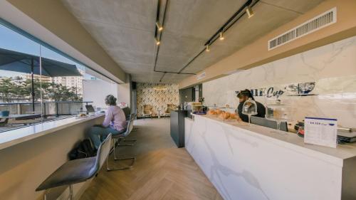 Apartment image 8