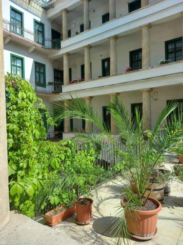 Home City Center Terrace Apartment, Budapest