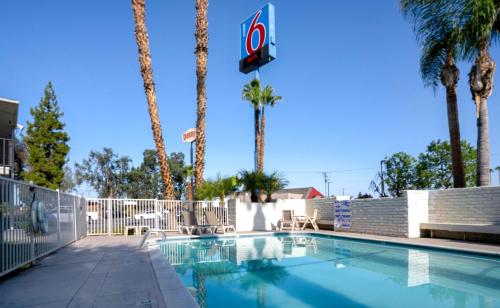 Motel 6-Bakersfield, CA - South