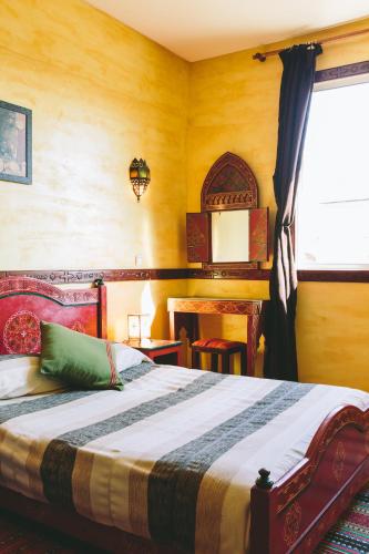Riad Zahra Riad Zahra is a popular choice amongst travelers in Essaouira, whether exploring or just passing through. The property features a wide range of facilities to make your stay a pleasant experience. All 