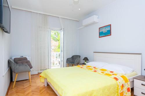 Double Room with Balcony and Sea View