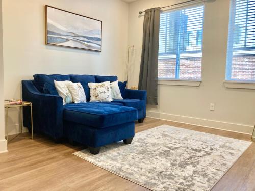 Historic Downtown Wonder Bread Factory Apartment