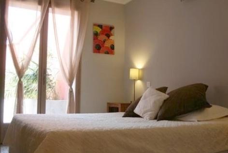 1 queen bed