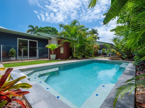 Mango Wood Villa Tropical Coastal living Cairns