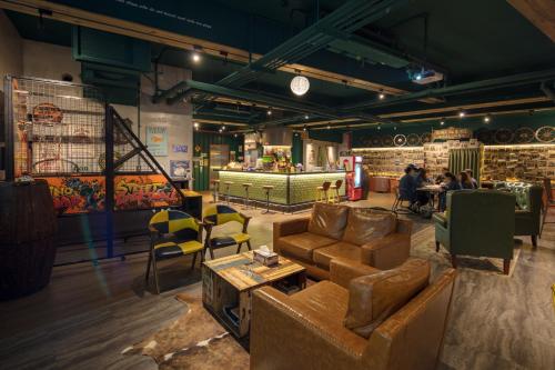 路徒行旅-中華館 - 臺北市旅館562號 Roaders Hotel Zhonghua