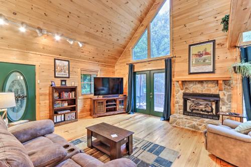 Ellijay Resort Cabin with Deck and Enclosed Porch! in Ellijay, USA