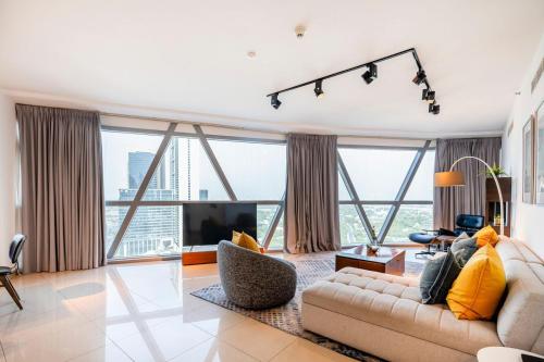 Hashtag Holiday Home - Spacious 2 Bedroom Apartment With Kids Room In Difc, Dubai