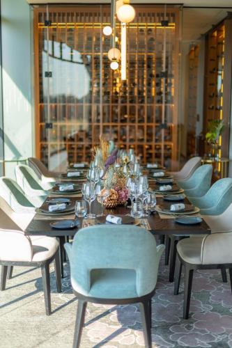 The Houghton Hotel