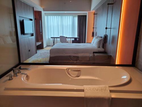 Bathroom, Parkview Hotel Hualien in Hualien City
