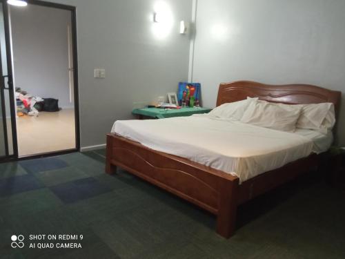 Marine Apartments - image 4