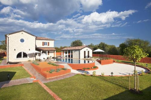  Istrian Villa Lux 103 in Čabrunići