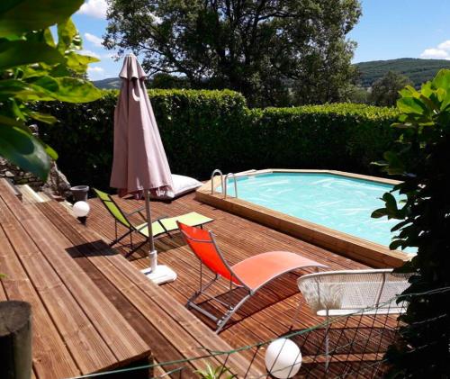 Maison de 4 chambres avec piscine privee jardin clos et wifi a Pierrefiche - Location saisonnière - Pierrefiche