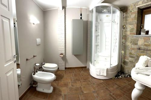 Bathroom, Appartamento Ebhouse in Capiago Intimiano