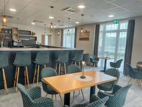 Bar/lounge, Gyirmot Sport & Wellness Hotel in Gyor