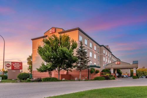 Best Western Plus Pembina Inn & Suites