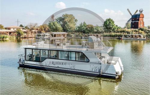 Cozy Ship In Havelsee With Kitchen