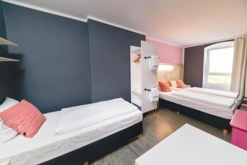 Old Town Hostel - image 8